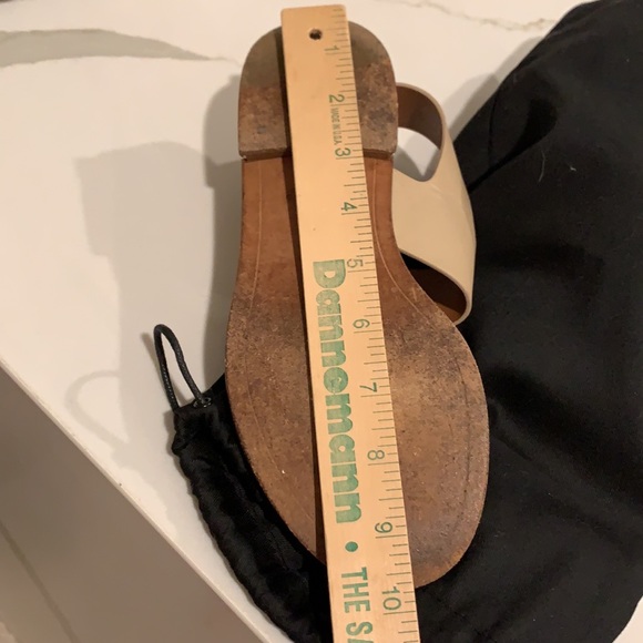 Givenchy Nude Chain Inset Inlay Flat Strap Sandals - Picture 9 of 9